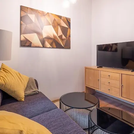 Quiet Hideaway In Centrs Apartment Riga Exterior photo