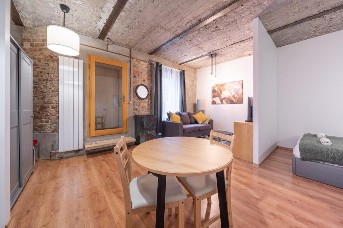 Leilighet Quiet Hideaway In Centrs Riga